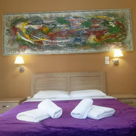 Koukaki-Acropolis Roomy With A Private Veranda Apt. Atene Esterno foto