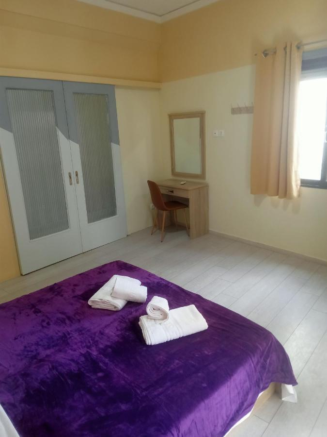 Koukaki-Acropolis Roomy With A Private Veranda Apt. Atene Esterno foto