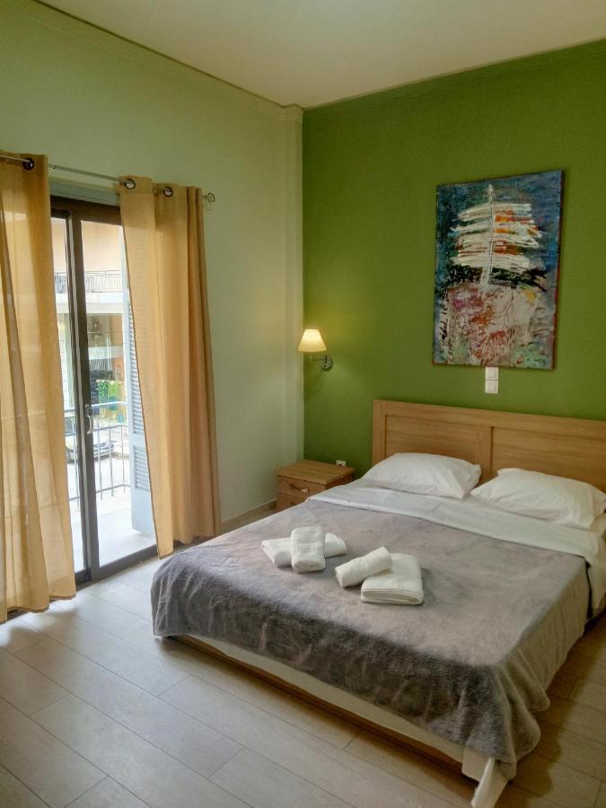 Koukaki-Acropolis Roomy With A Private Veranda Apt. Atene Esterno foto
