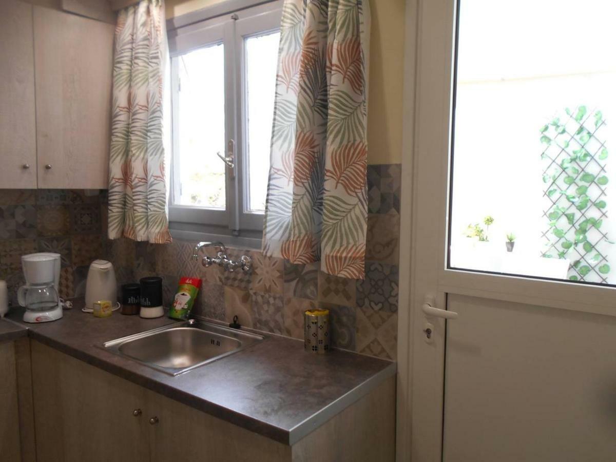 Koukaki-Acropolis Roomy With A Private Veranda Apt. Atene Esterno foto